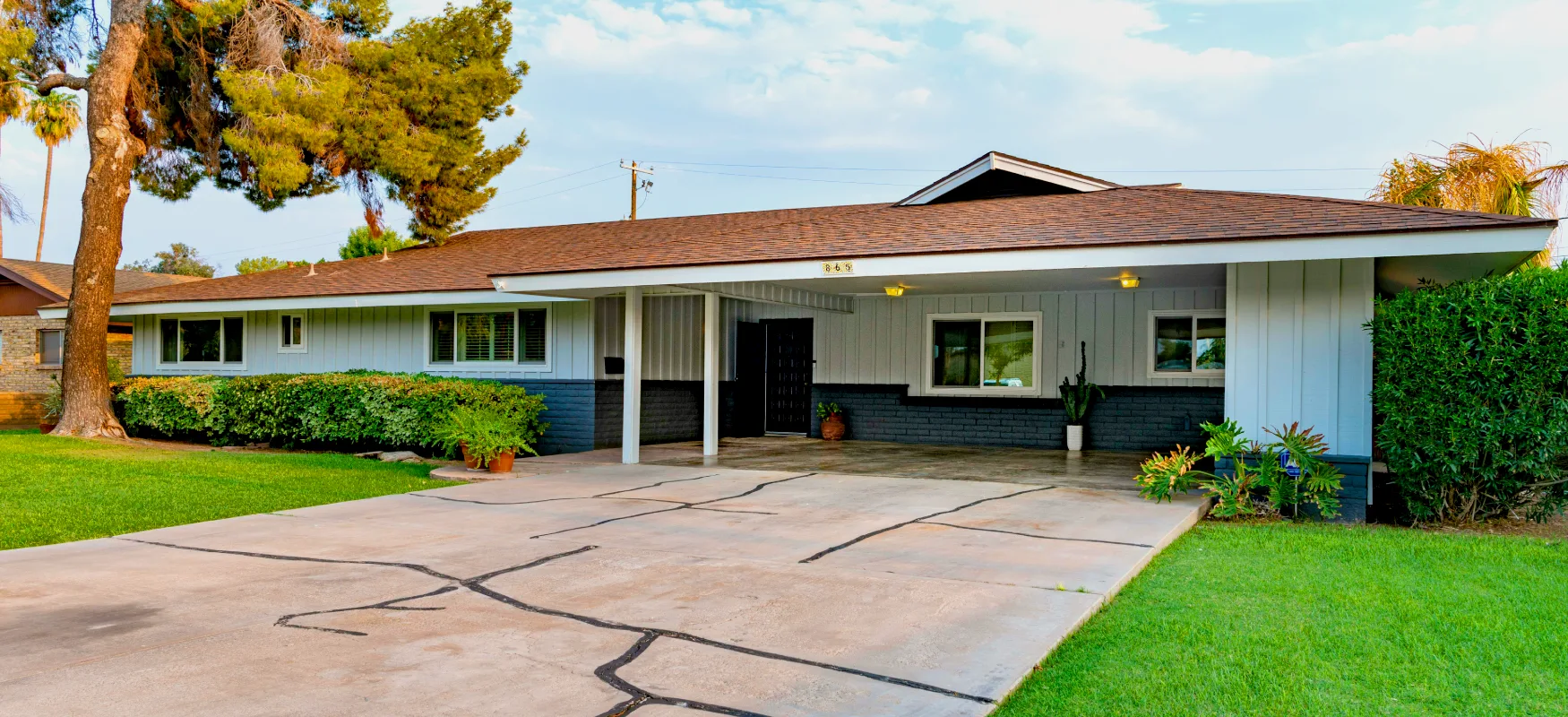 Two Tone House Photo